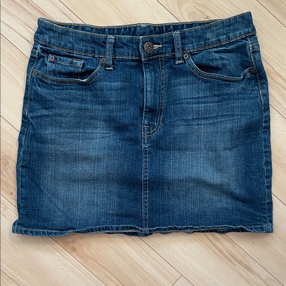 GAP Sz 8/29 Y2K Denim Mini Skirt